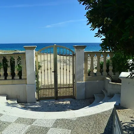 Casa vacanze Holiday Calettatri Racale